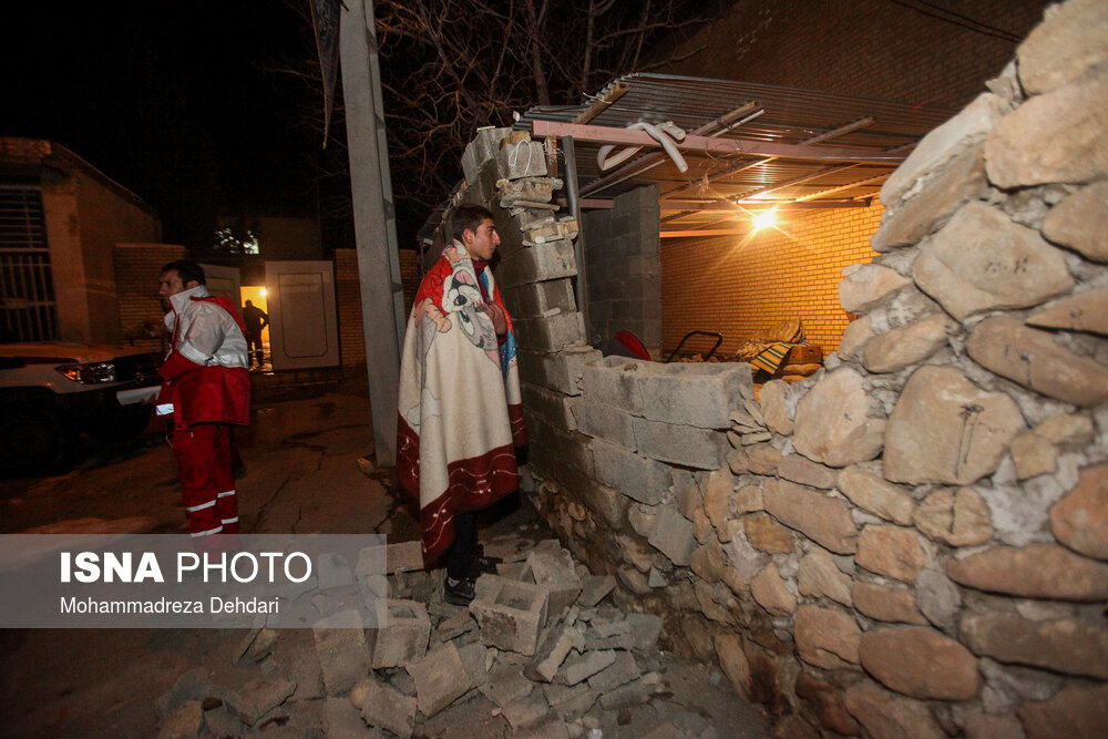 زمین لرزه ۵.۴ ریشتری در خانه زنیان استان فارس