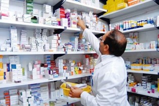 داروخانه‌ها از فروش عمده ژل و مواد ضدعفونی‌کننده منع شدند