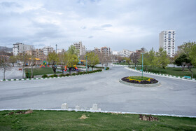 بوستان امیرکبیر اراک که یکی از مناطق هدف مردم برای روز طبیعت بود پس از اجرای طرح ممنوعیت تجمع در پارک‌ها خالی از جمعیت شده‌است