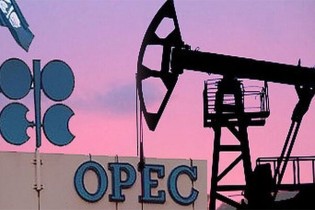 توافق اوپک پلاس برای کاهش روزانه ۱۰ میلیون بشکه‌ای نفت