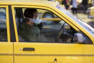 افزایش نرخ تاکسی به بهانه دوسرنشین در صندلی عقب کذب است/ مردم کرایه اضافی ندهند