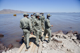 در حاشیه‌ی بازدید رییس سازمان برنامه و بودجه و رییس سازمان حفاظت محیط زیست از دریاچه ارومیه