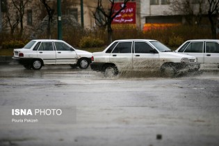 ترافیک نیمه سنگین در محدوده ورودی پایتخت/بارش باران در استان گیلان