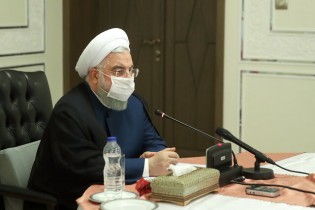 روحانی: سرزمین ما هر روز آبادتر می شود