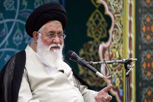 ایران با هیچ چیزی قابل براندازی نیست