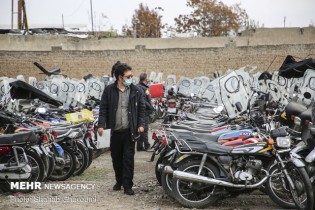 ترخیص موتورسیکلت های رسوبی در تعطیلات کرونایی ادامه دارد