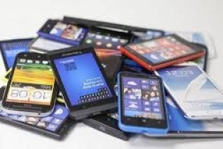 افزایش ۳۷ درصدی واردات تلفن همراه/ گوشی دومین کالای وارداتی