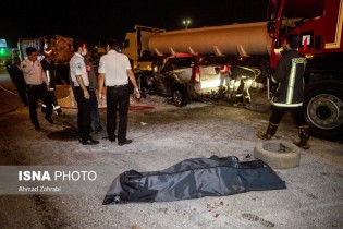 یک کشته و ۴ مصدوم نتیجه تصادف ۱۰ خودرو در اتوبان قزوین - تهران