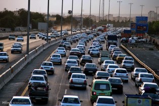 افزایش ۱۲ درصدی ترددهای جاده‌ای/ ترافیک سنگین آزادراه کرج-تهران