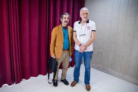 احمد نجفی و عزت‌الله مهرآوران در موسسه هنرمندان پیشکسوت جهت واکسیناسیون