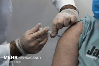 آغاز پویش جهادی تزریق ۳۰۰ هزار دوز واکسن کرونا طی ۱۰ روز