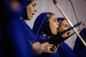 اجرای گروه مهر وطن در حاشیه سومین شب سی و نهمین جشنواره موسیقی فجر