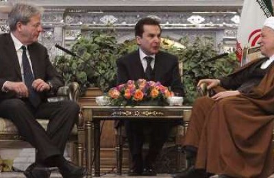 هاشمی رفسنجانی: هیچ قدرتی نمی تواند حق قانونی مردم ایران را سلب کند
