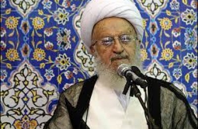 واکنش آیت‌الله مکارم به طرح لغو اعزام به عمره