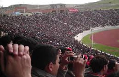 گوینده ورزشگاه تبریز: بالادستی‌ام دستور داد