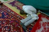 تصاویر/ اقامه نماز اول وقت در شرایط مختلف