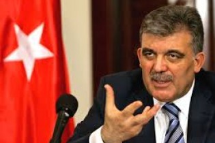 انتقاد عبدالله گل از سیاست خارجی و داخلی آنکارا