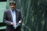علی مطهری "به‌اجبار" از پاسخ‌های جنتی قانع شد
