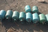 کشف 10 بمب در کنار جاده ایرانشهر +تصاویر