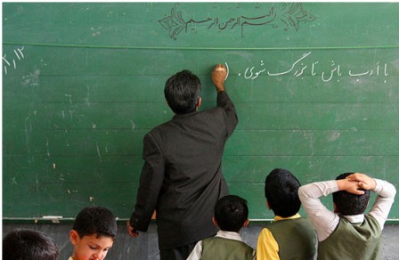 "معلمی شغل انبیاست"؛ یا معلمان انبیاء را فراموش کردند یا شغل شان را