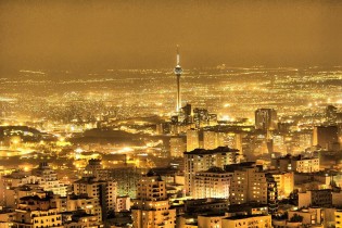 تهران مرکز توزیع کالاهای قاچاق است