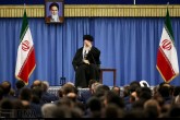 تصاویر/دیدار فرماندهان و کارکنان نیروی هوایی ارتش با رهبر انقلاب  <img src="/images/picture_icon.gif" width="16" height="13" border="0" align="top">