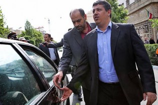 انتقاد مهدی هاشمی از نوبخت و واعظی