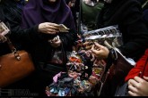 تصاویر/ دستفروشی زنان در مترو  <img src="/images/picture_icon.gif" width="16" height="13" border="0" align="top">