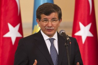 ورود نخست وزیر ترکیه به تهران