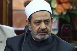 دو مذهب شیعه و سنی بالهای امت اسلامی هستند