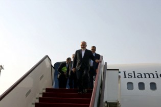 ظریف وارد استانبول شد