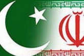 ایران و پاکستان 6 سند همکاری امضا کردند