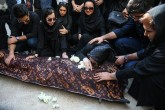 تصاویر/ تشییع پیکر ثریا حکمت به خانه ابدی  <img src="/images/picture_icon.gif" width="16" height="13" border="0" align="top">