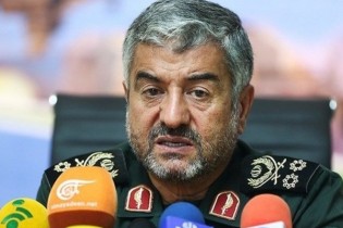 توصیه فرمانده سپاه به سرلشکر سلیمانی