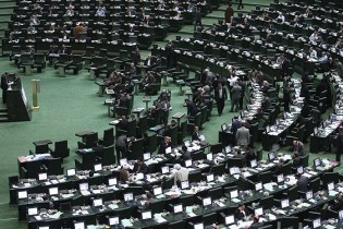 ​فریاد «بزن بزن» نمایندگان در صحن علنی!