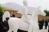 سردار اسعد به خانه بازگشت