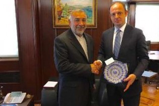دیدار سفیر ایران با رئیس بانک مرکزی ترکیه