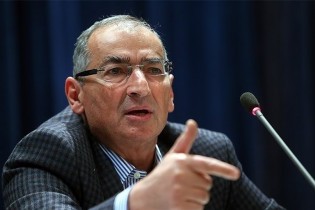 زيباكلام: اقتصاد ايران، فاسد است