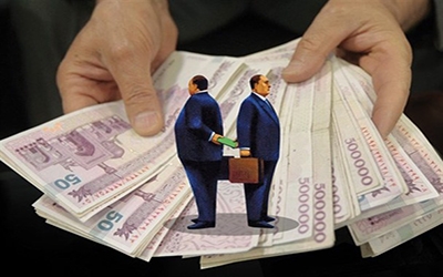 کرسی های مدیرانی که میلیون ها تومان ارزش دارد و هیچ ارزشی برای کارگران قائل نیستند