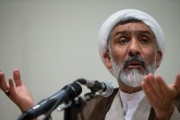 دولت با فیش های حقوقی نجومی برخورد خواهدکرد عمل می کندو جدی هست و با کسی تعارف ندارد