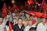 تظاهرات شبانه حامیان اردوغان ادامه دارد  <img src="/images/picture_icon.gif" width="16" height="13" border="0" align="top">