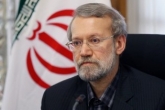 علی  لاریجانی: تولید به لکنت افتاده است