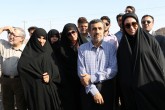 تصاویر/ حضور احمدی نژاد در جمع مردم بافق  <img src="/images/picture_icon.gif" width="16" height="13" border="0" align="top">