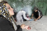تصاویر/ اعتیاد دردناك زنان در قاب دوربين  <img src="/images/picture_icon.gif" width="16" height="13" border="0" align="top">