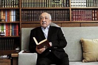 فتح الله گولن دولت اردوغان را تهدید به کودتا کرد
