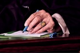 افتخار آفریدید و ملت عزیز را خرسند کردید