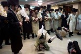 تصاویر/ عجیب ترین رقص های دنیا  <img src="/images/picture_icon.gif" width="16" height="13" border="0" align="top">