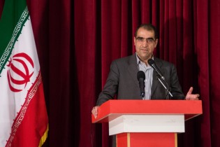 وزیربهداشت: استاد شجریان نیازمند دعای خیر است
