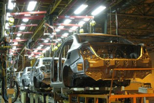 اوضاع خودروسازان داخلی