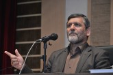 کسانی که پیشنهاد تسلیم می‌دهند یا خائن اند یا احمق